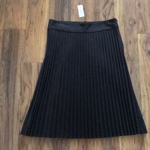 Skirt Black Loft Size 6 New with tags